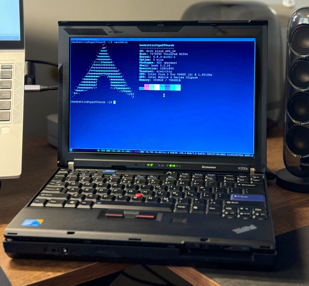 Libreboot X200s, The Ultimate Hacker’s Notebook.