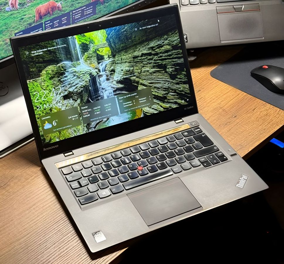 Lenovo Thinkpad X1 Carbon